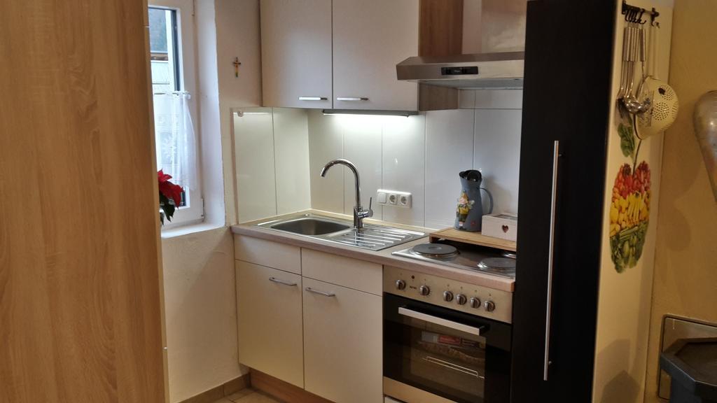 Ferienwohnung Heissl فيبربرن الغرفة الصورة